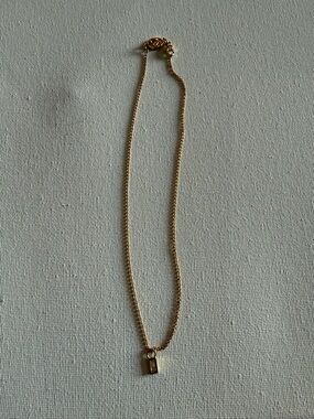 NEW Swarovski Gold-Tone Minimalist Pendant Necklace